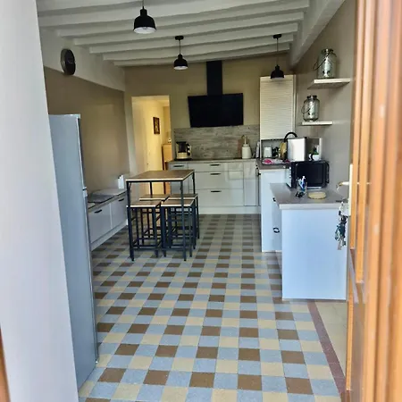 De La Coup'neuve Holiday home Chemilly (Allier)